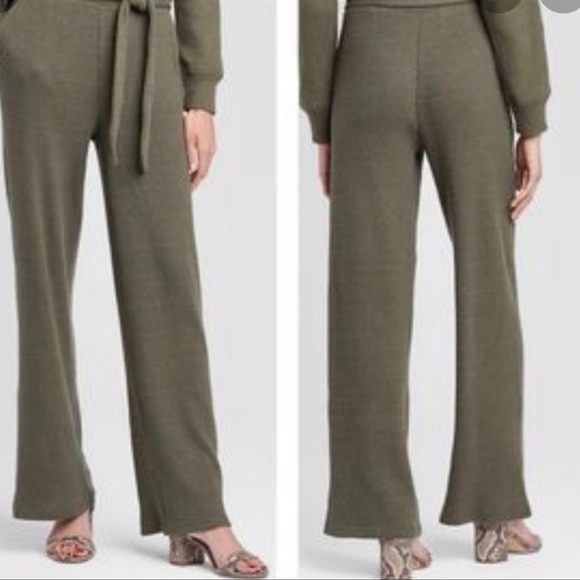 Who What Wear Pants & Jumpsuits Who What Wear Cozy Ribbed Crop